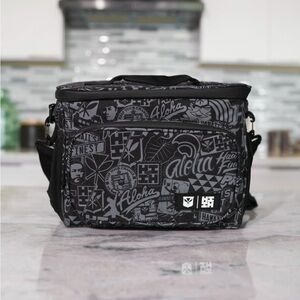 Hawaii’s Finest Gray Sticker-bomb Insulated Lunch Box